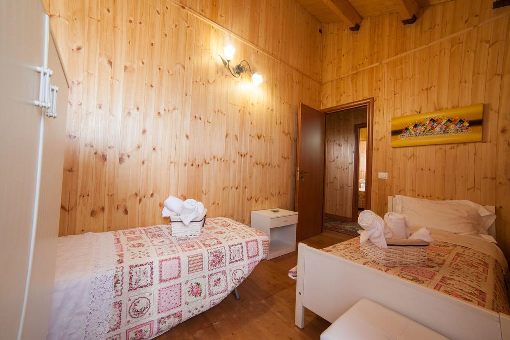 Bed and Breakfast Acqua Di Mare Locogrande Zimmer foto